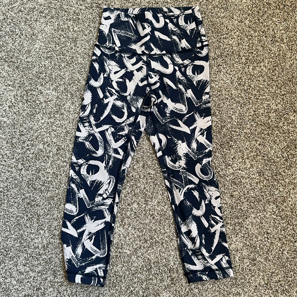 Lululemon Wunder Under Crop (High Rise) • Graffiti Pop Antoinette True Navy - Picture 3 of 7